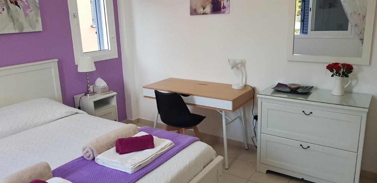 Paradise Gardens IV 2 Bd Amazing Apartment 파포스 외부 사진