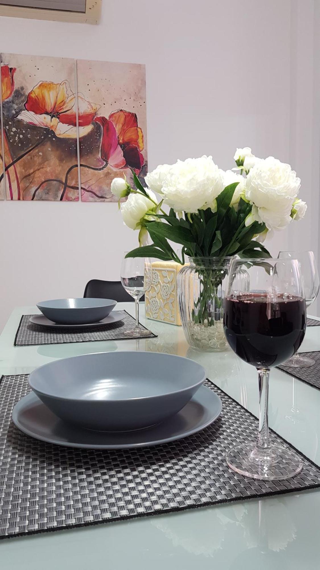 Paradise Gardens IV 2 Bd Amazing Apartment 파포스 외부 사진